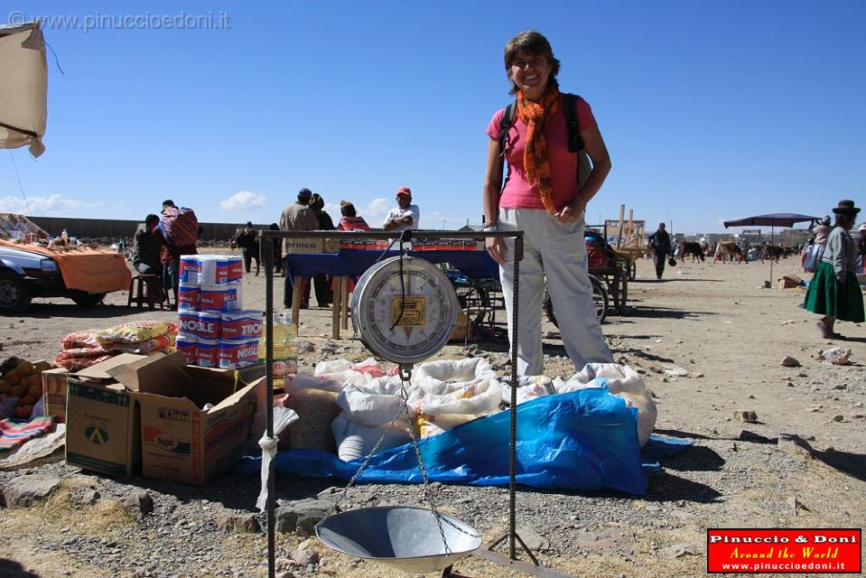 PERU - Mercado de los toros - 09.jpg